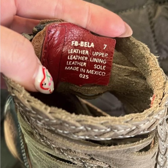 Freebird Bela size 7 - Picture 2 of 3
